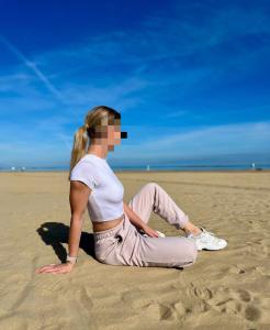 662902640: Chica busca chico en Sevilla