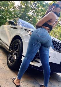 643550582: Chica busca chico en Murcia