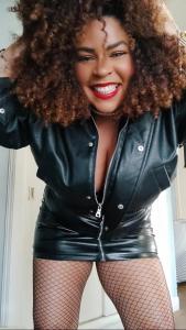 602192800: Chica busca chico en La Coruña