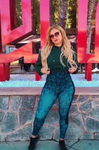 663710848: Chica busca chico en Madrid