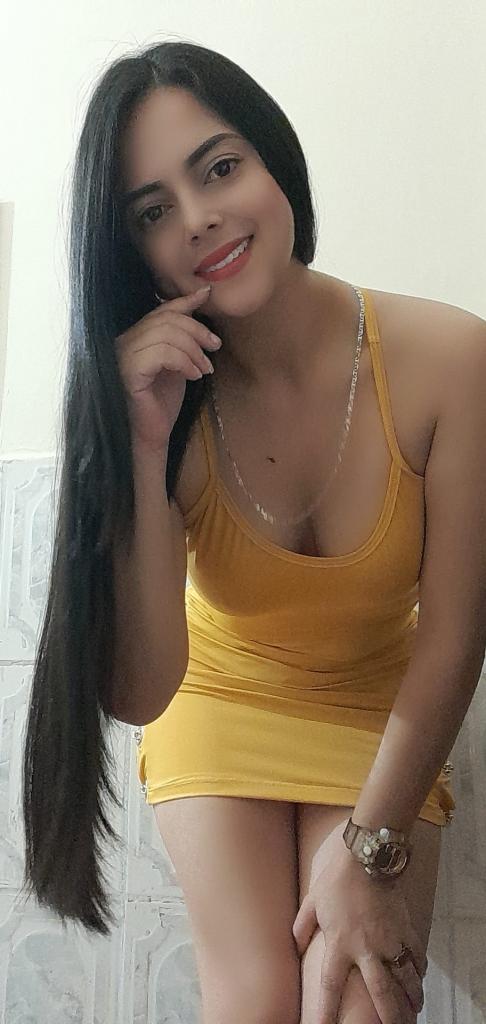 663711363: Chica busca chico en Murcia