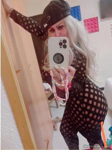 603553209: Chica busca chico en Cantabria