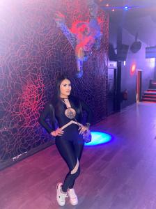 655774820: Chica busca chico en Barcelona