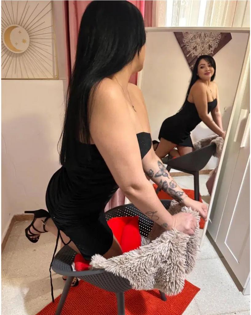 Chica busca chico en Sevilla: 