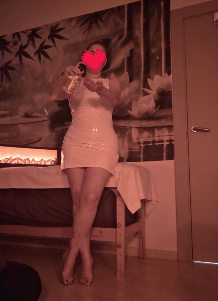 Chica busca chico en Sevilla: 