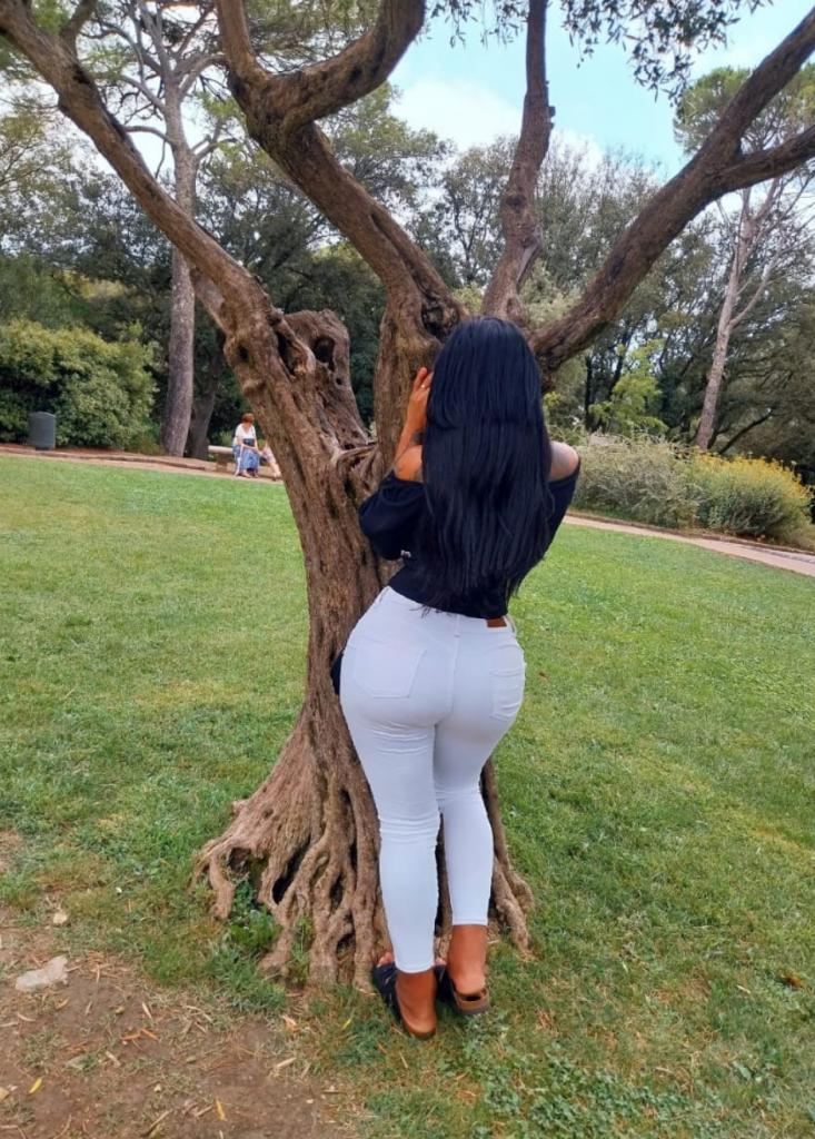 613832742: Transexual en Sevilla