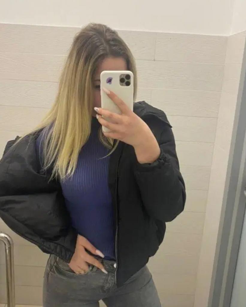 672535077: Chica busca chico en Tenerife
