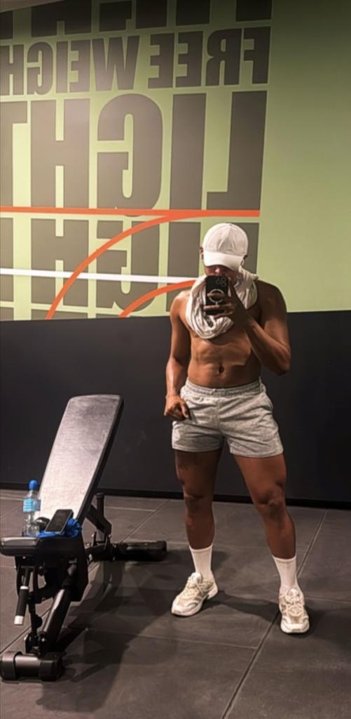 600418336: Chico busca chica en Barcelona