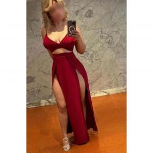 613849594: Chica busca chico en Barcelona