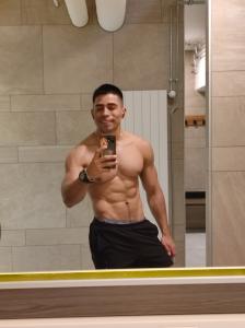 661268070: Chico busca chica en Málaga