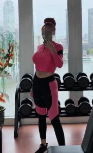 611562781: Chica busca chico en Málaga