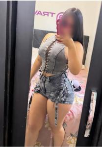 613737559: Chica busca chico en Navarra