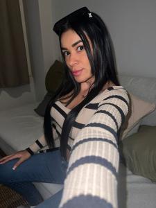 613972109: Chica busca chico en Alicante