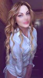 695773718: Chica busca chico en Cantabria