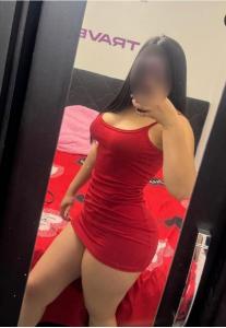 613737559: Chica busca chico en Navarra