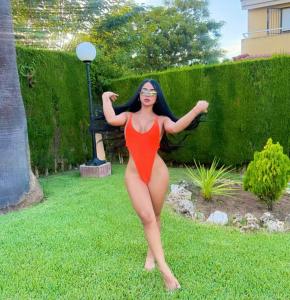 611330187: Chica busca chico en Madrid