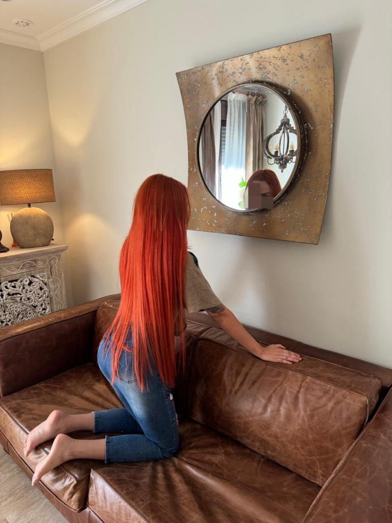 611562781: Chica busca chico en Málaga