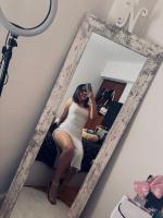 664089670: Chica busca chico en Madrid