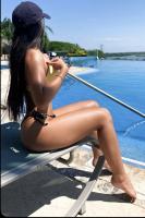 647654192: Chica busca chico en Málaga