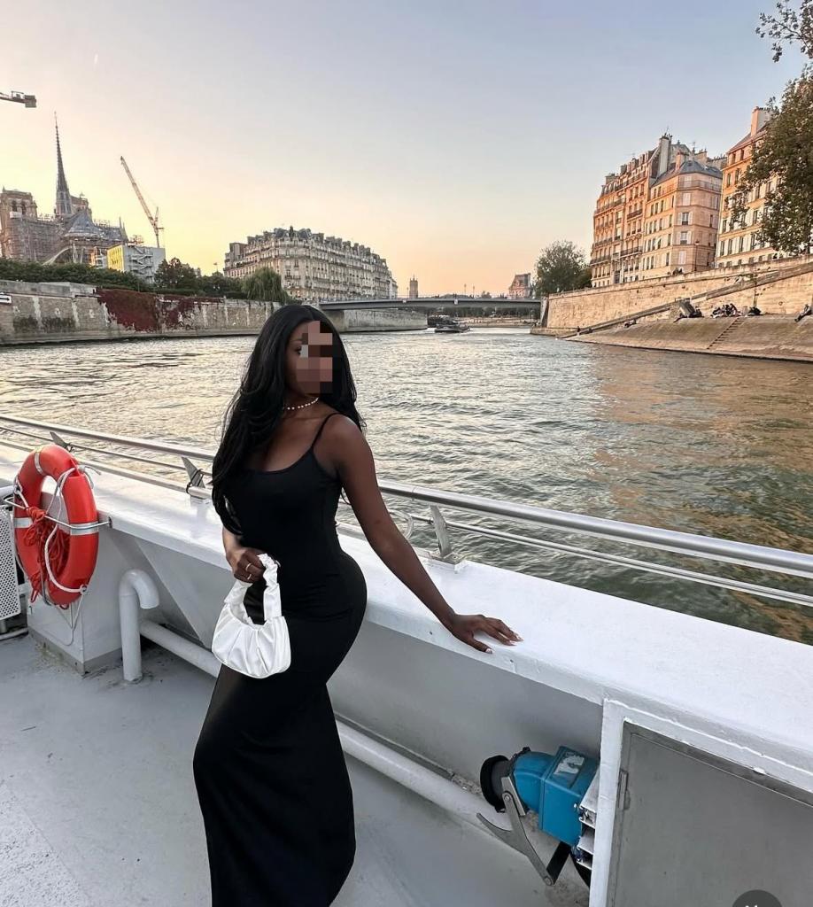 Chica busca chico en Valencia: Chica busca chico