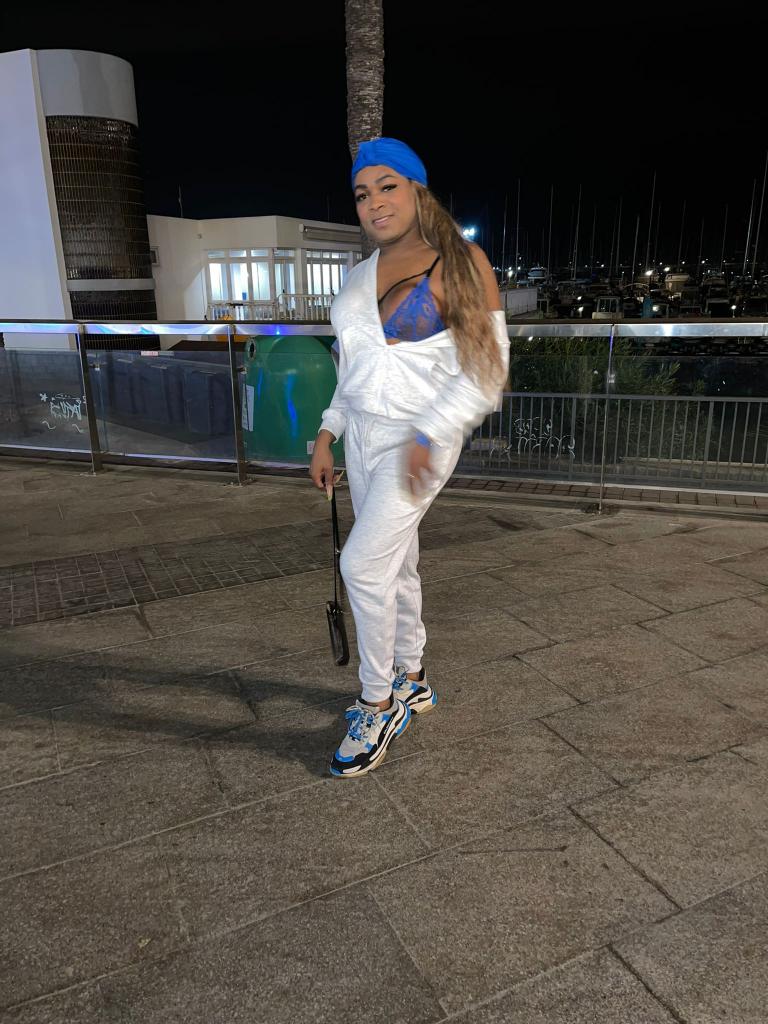 607409866: Travesti en Alicante