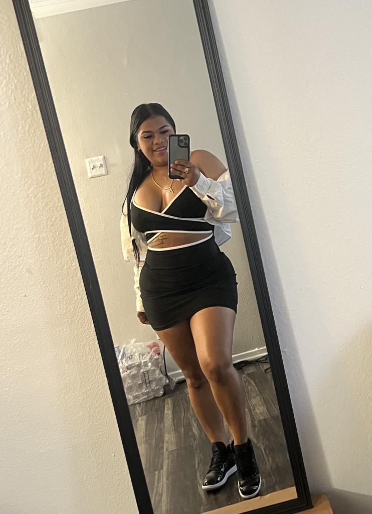 650697311: Chica busca chico en La Coruña