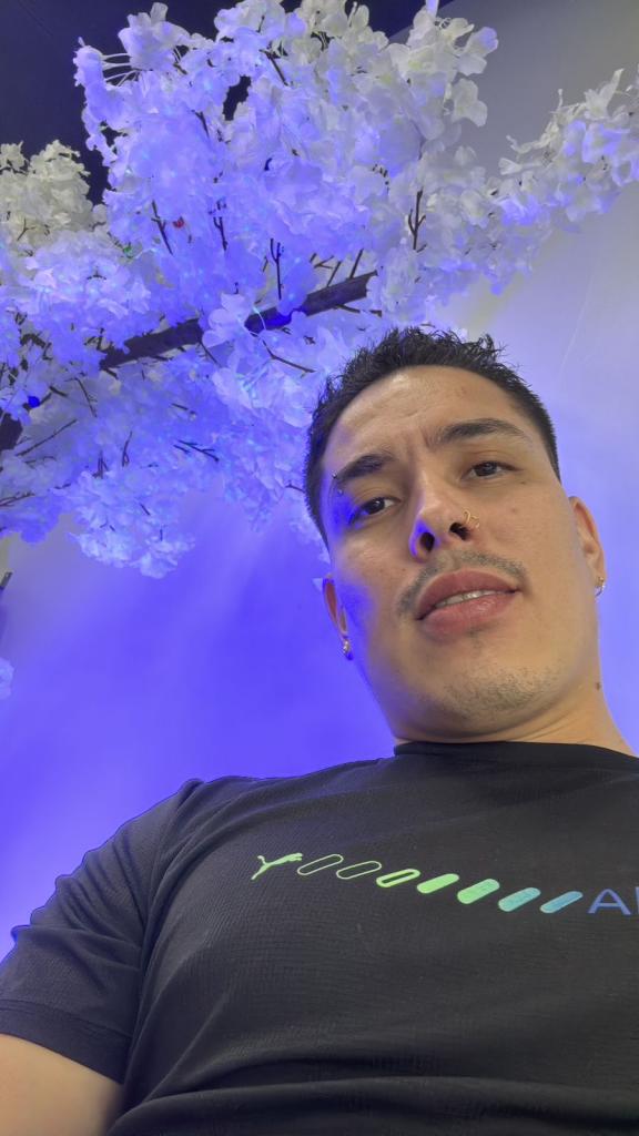 604377561: Chico busca chica en Madrid