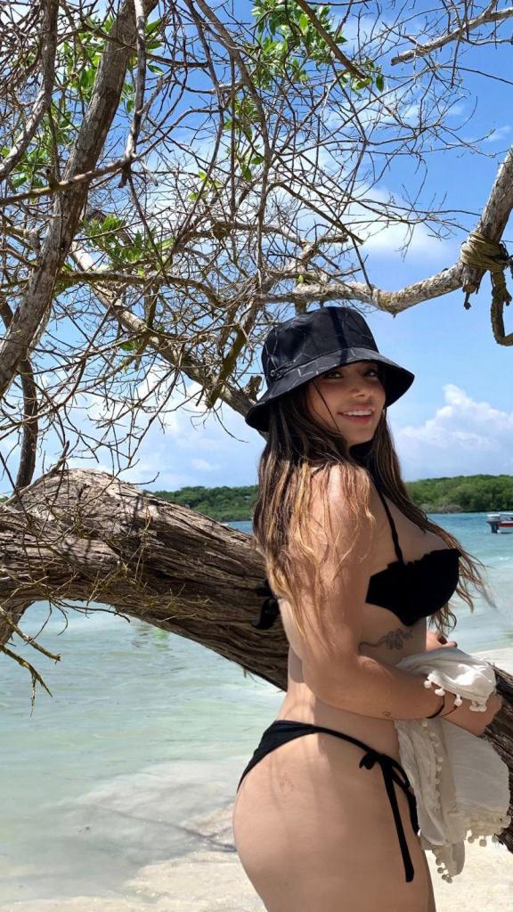 634058040: Chica busca chico en Zaragoza