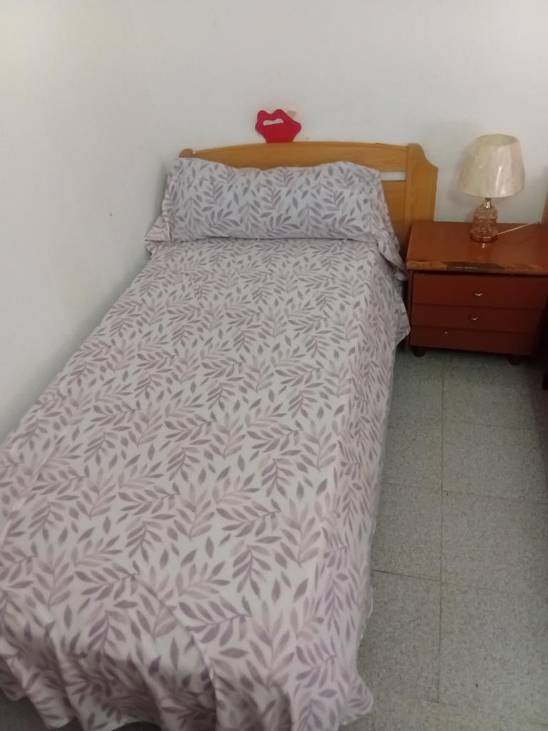 622803529: Chica busca chico en Palencia