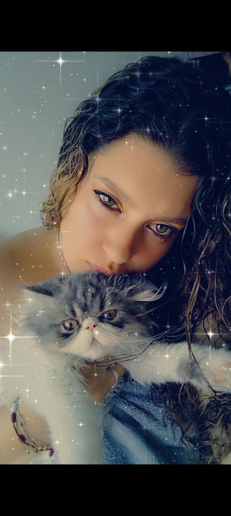 634025833: Chica busca chico en Barcelona