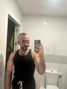 661197568: Chica busca chico en Granada