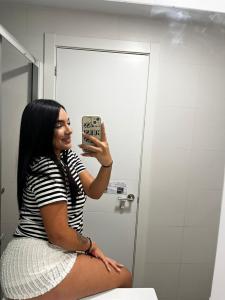 649333907: Chica busca chico en Sevilla