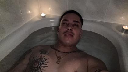 604377561: Chico busca chica en Madrid