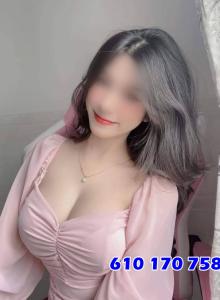 610170758: Chica busca chico en Barcelona