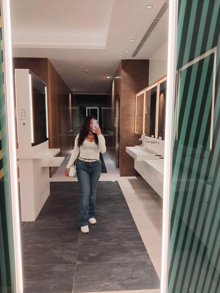 607084773: Chica busca chico en Guipúzcoa