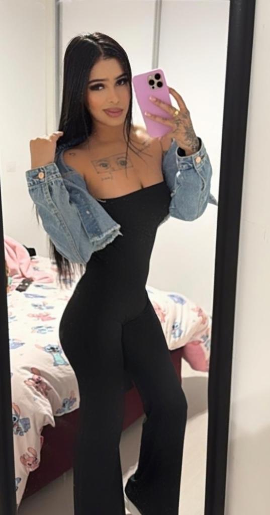 613758156: Chica busca chico en Tarragona