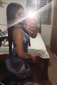 642417334: Chica busca chico en Sevilla