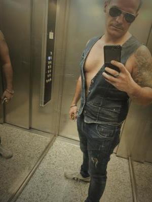 604257155: Chico busca chica en Las Palmas