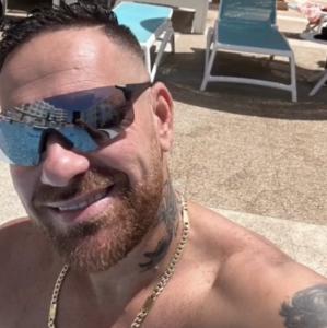 611626672: Chico busca chica en Sevilla