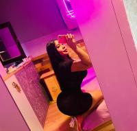 613602849: Chica busca chico en La Coruña