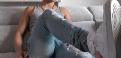 626443063: Chica busca chico en Sevilla