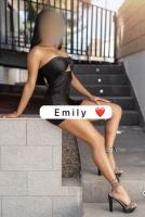 641045558: Chica busca chico en Madrid