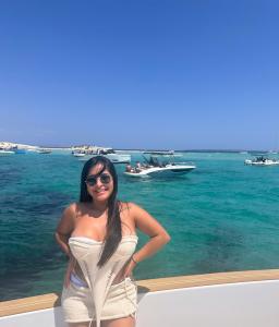 622729403: Chica busca chico en Ibiza