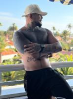 677622864: Chico busca chica en La Coruña