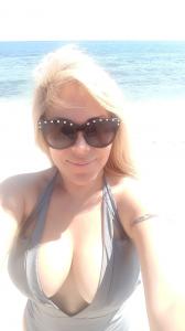 670723400: Chica busca chico en Barcelona