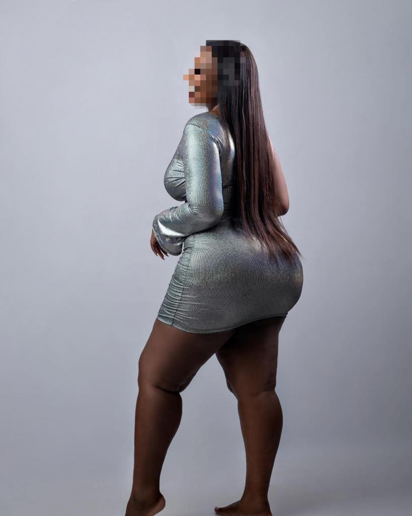 Chica busca chico en León: Chica busca chico