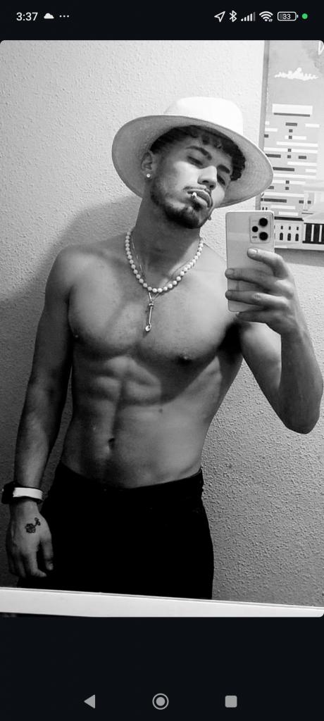 Chico busca chica en Barcelona: 