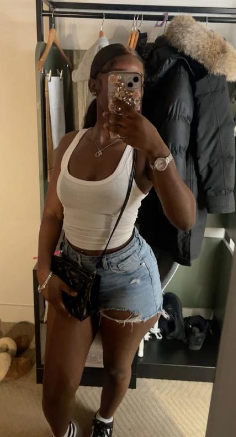 Chica busca chico en Granada: 