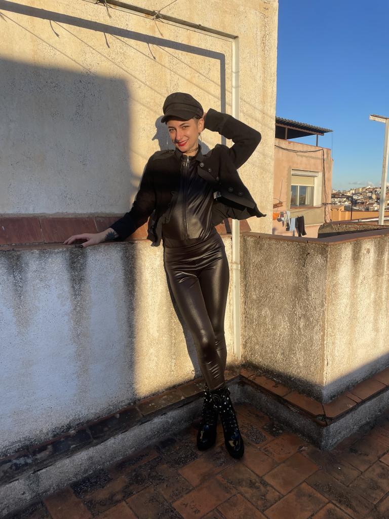 Chica busca chico en Barcelona: 