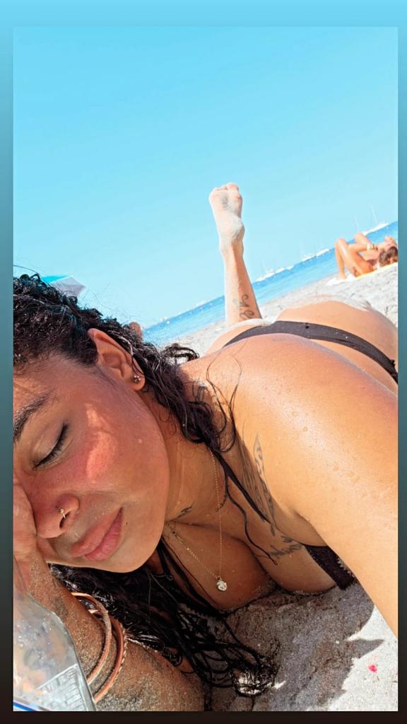 Chica busca chico en Almería: 